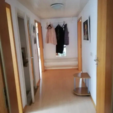 / Monteurswohnung In Ruhiger Waldlage