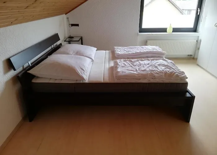 / Monteurswohnung In Ruhiger Waldlage Lejlighed Borghees