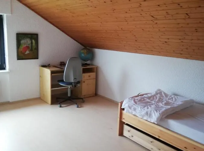 / Monteurswohnung In Ruhiger Waldlage * Borghees